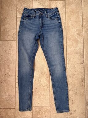 Old Navy Mid Rise Rockstar Light Blue Super Skinny Jeans for Women